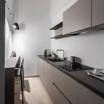 Domus San Giovanni Bed & Breakfast 4*