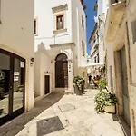 Domus San Giovanni 4* Locorotondo