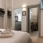Domus San Giovanni 4*
