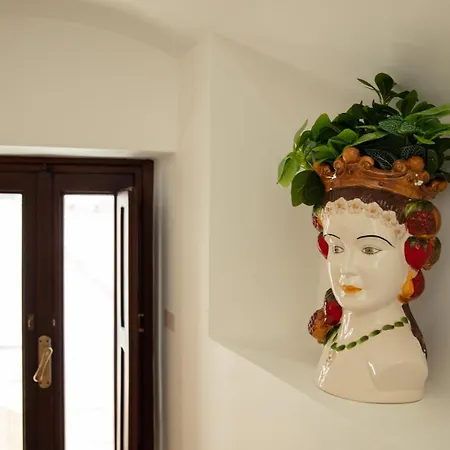 Domus San Giovanni Bed and Breakfast Locorotondo