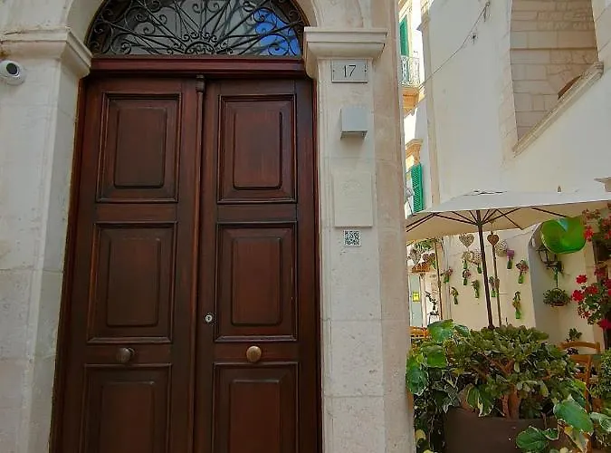 Couette-café Domus San Giovanni 4*