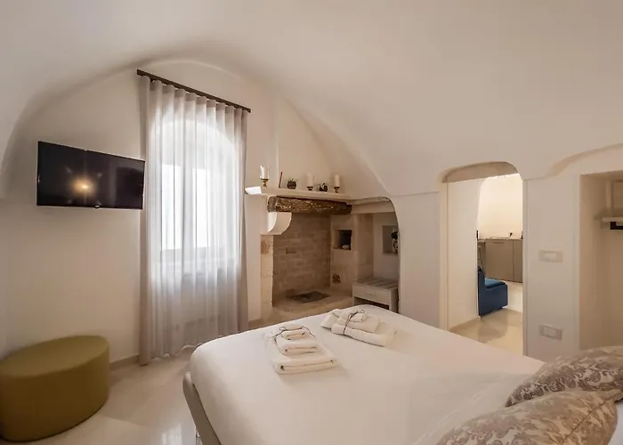 Domus San Giovanni 4*