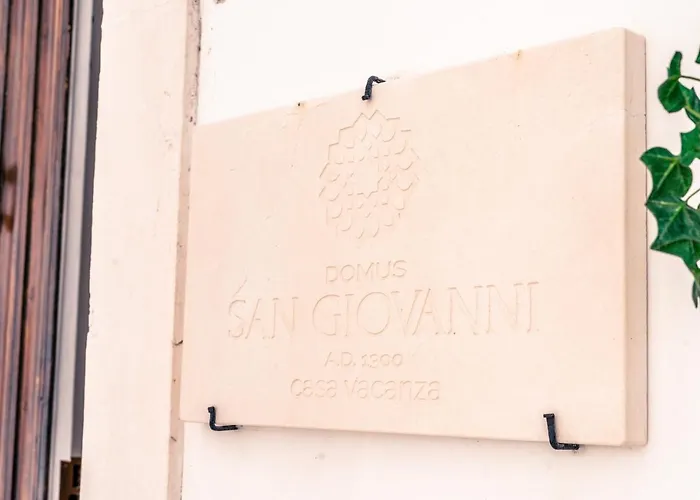 Domus San Giovanni 4*