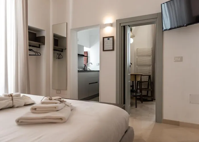 Domus San Giovanni 4*