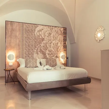 Domus San Giovanni Bed & Breakfast 4*